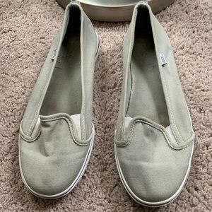 Vans slip-ons
